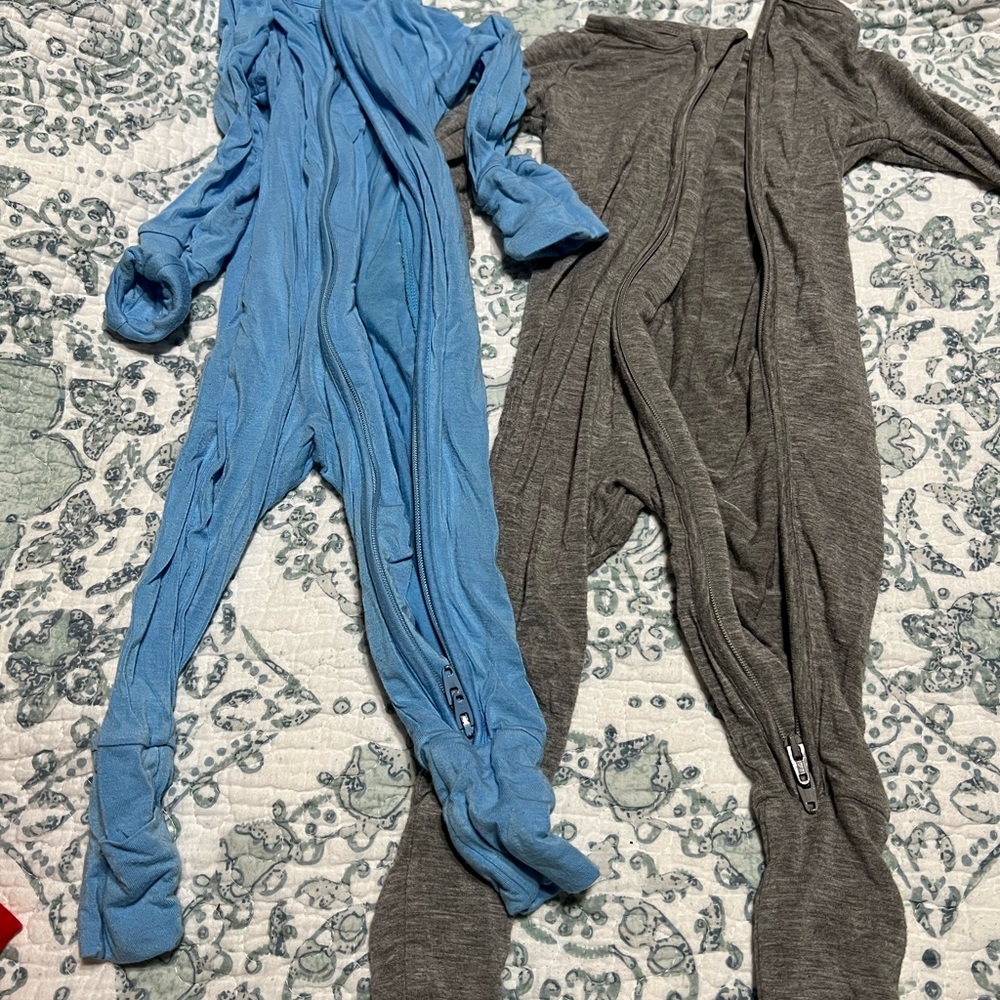 Little sleepies 0-3 month bundle